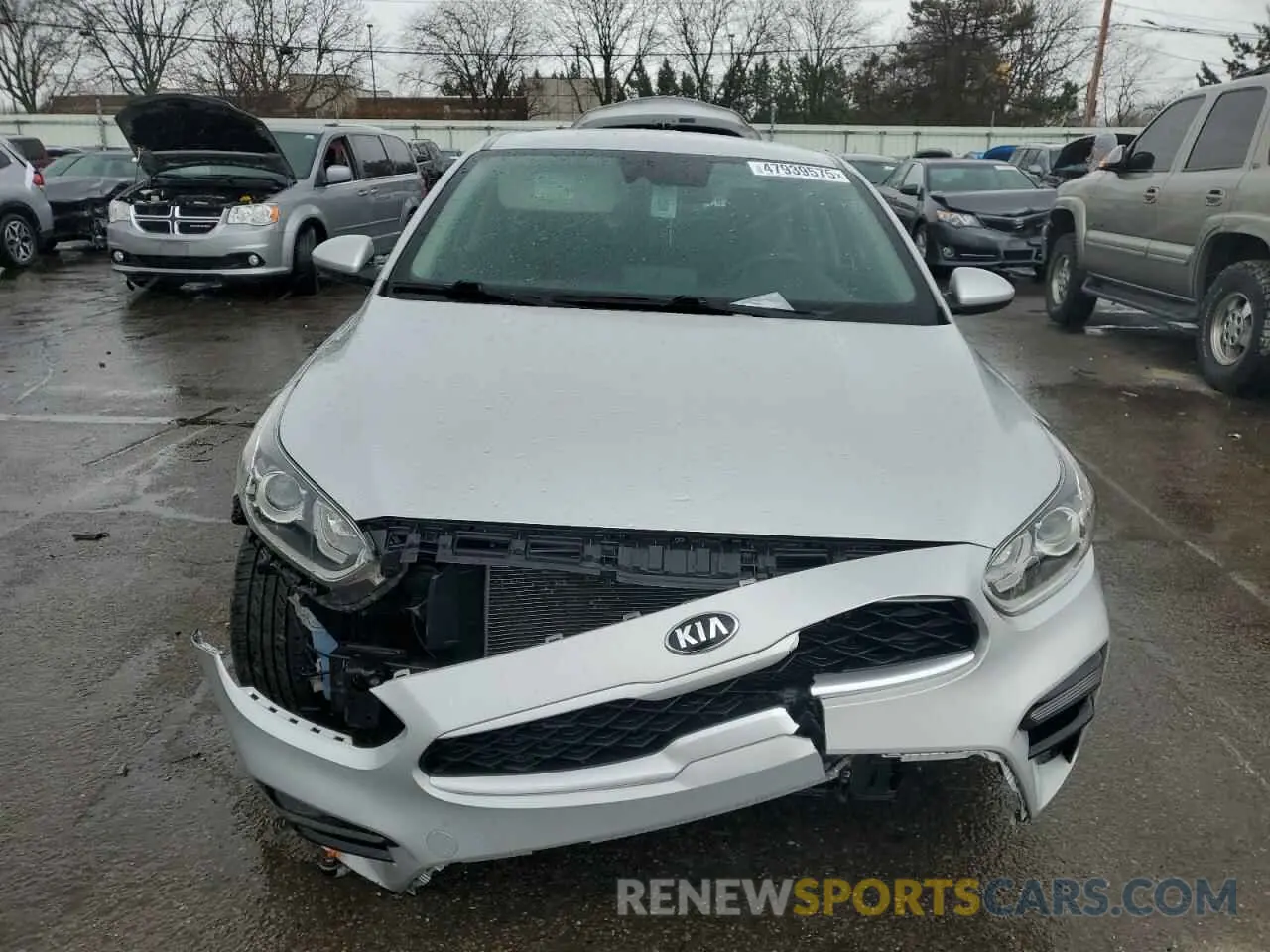 5 fotografías del automóvil dañado 3KPF24AD0LE187832 KIA FORTE 2020
