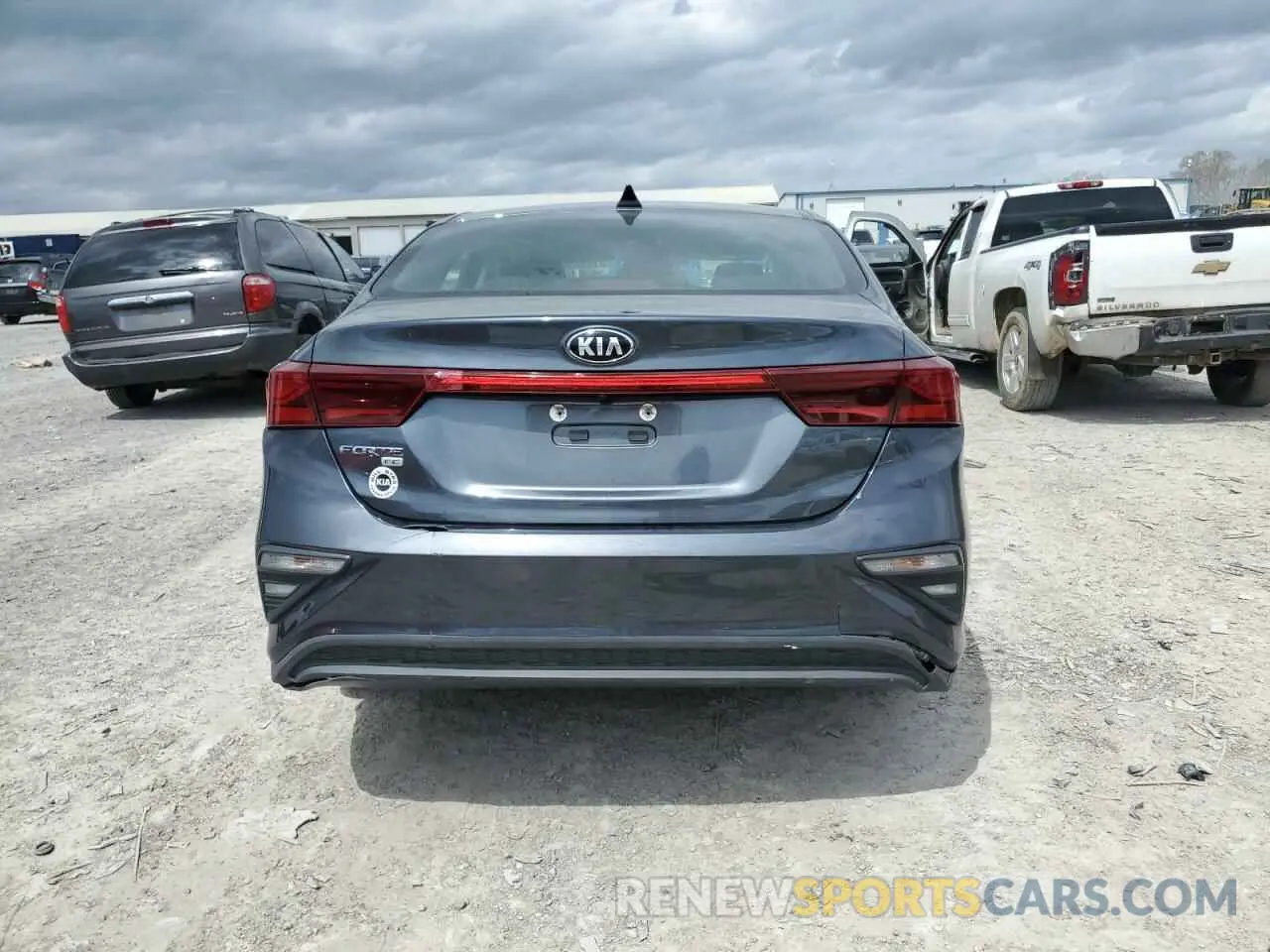 6 fotografías del automóvil dañado 3KPF24AD0LE207402 KIA FORTE 2020