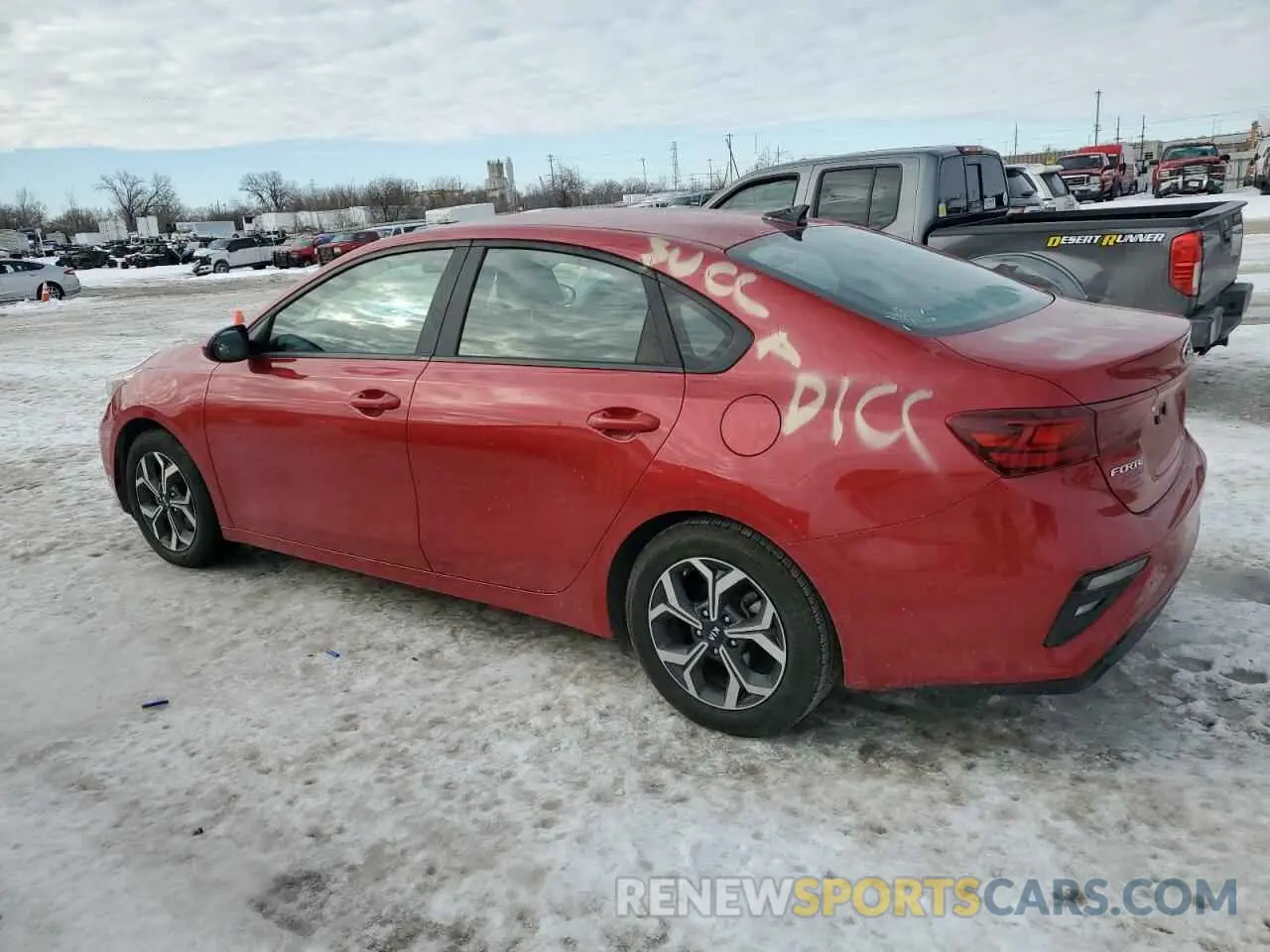 2 fotografías del automóvil dañado 3KPF24AD0LE211465 KIA FORTE 2020