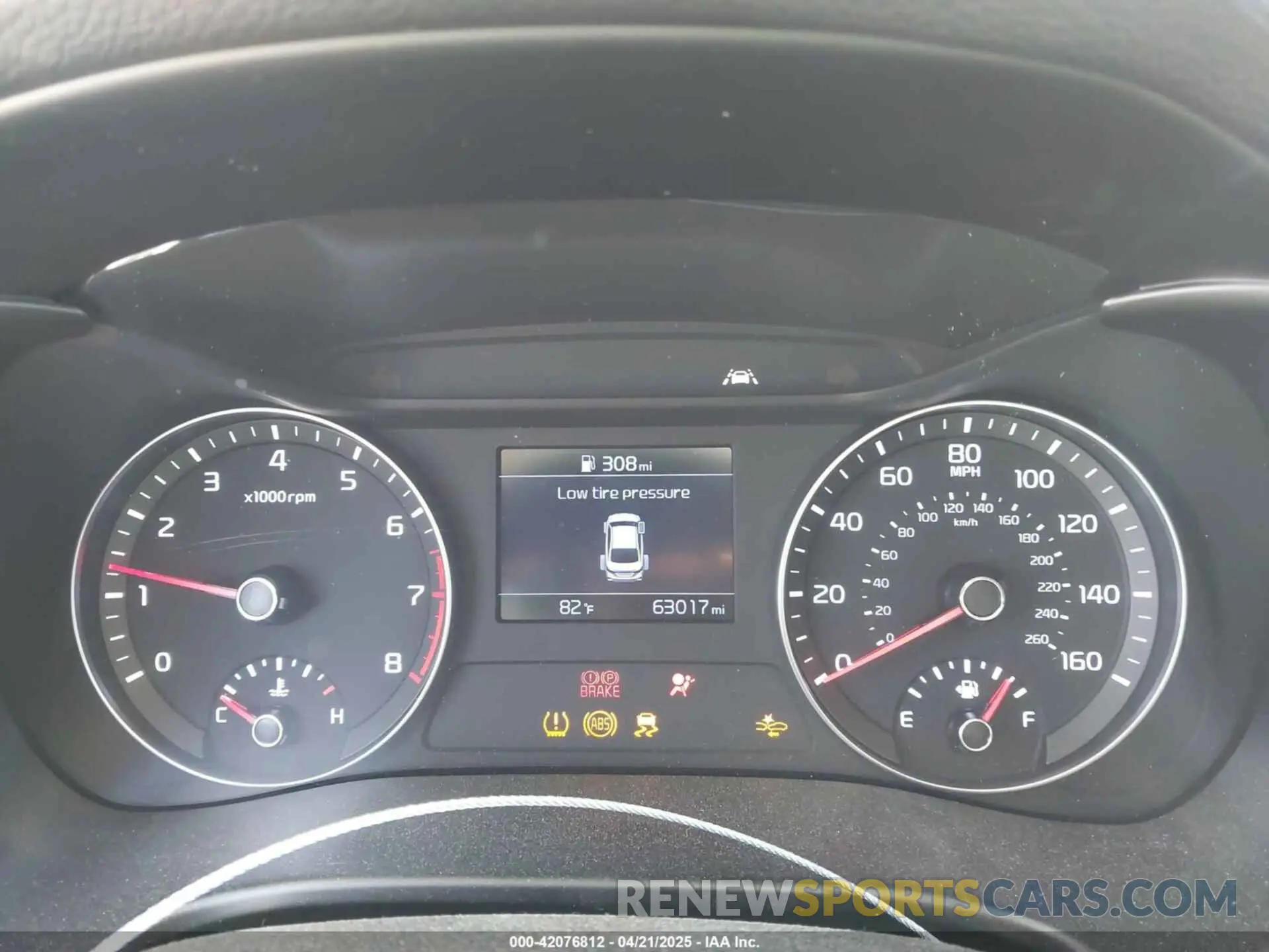 15 fotografías del automóvil dañado 3KPF24AD1LE142771 KIA FORTE 2020
