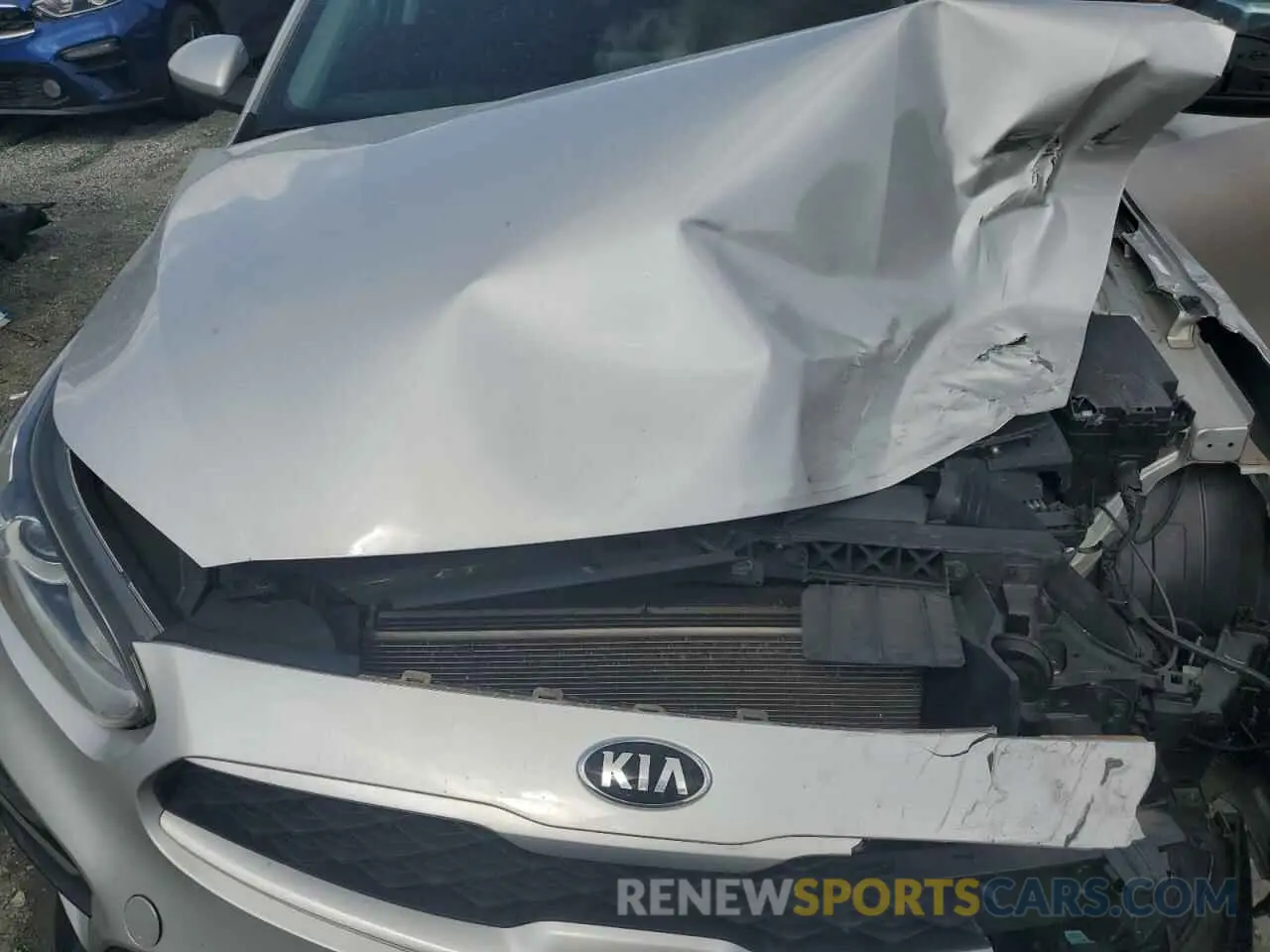 11 fotografías del automóvil dañado 3KPF24AD1LE148201 KIA FORTE 2020