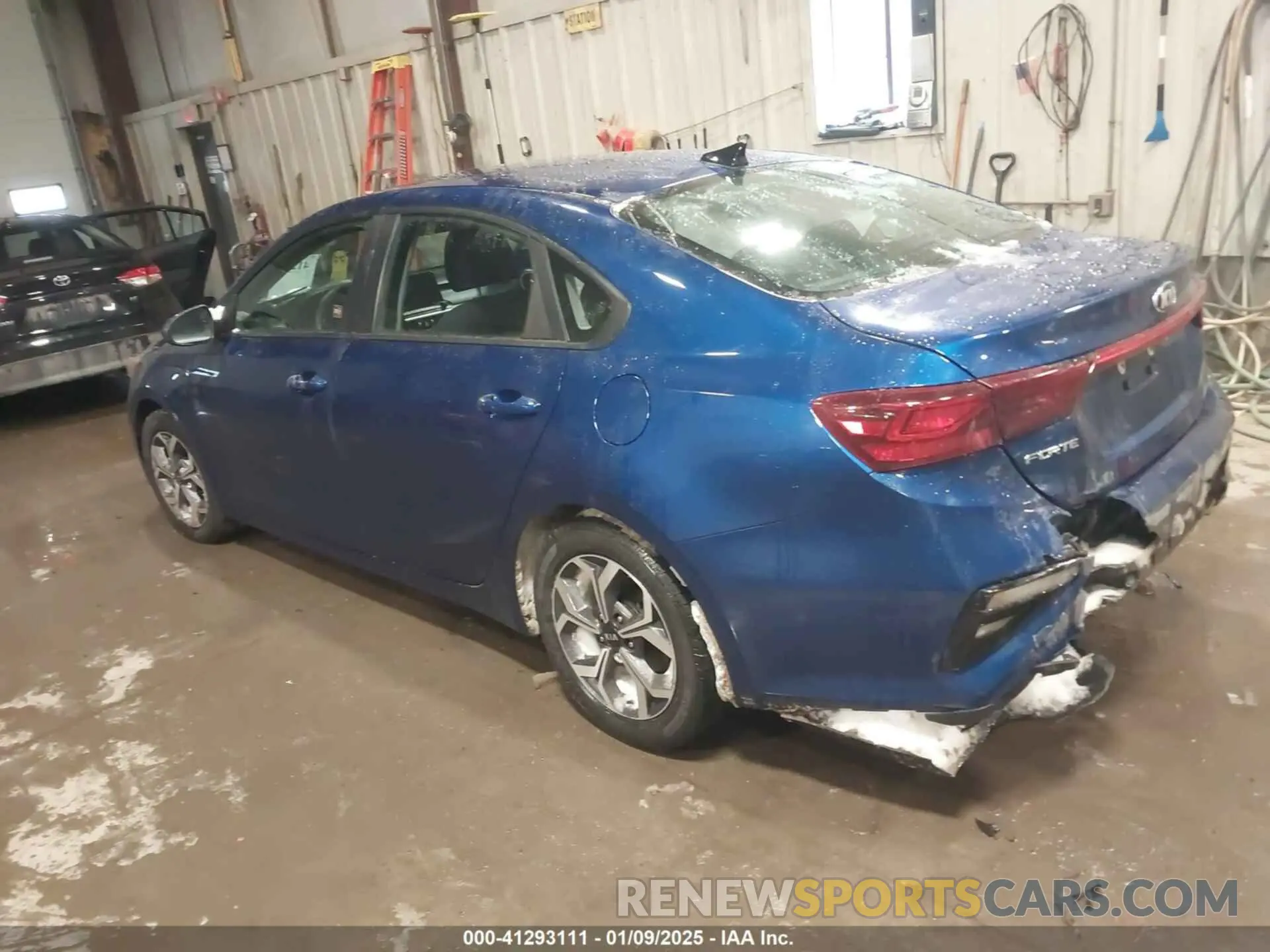 3 fotografías del automóvil dañado 3KPF24AD1LE162793 KIA FORTE 2020