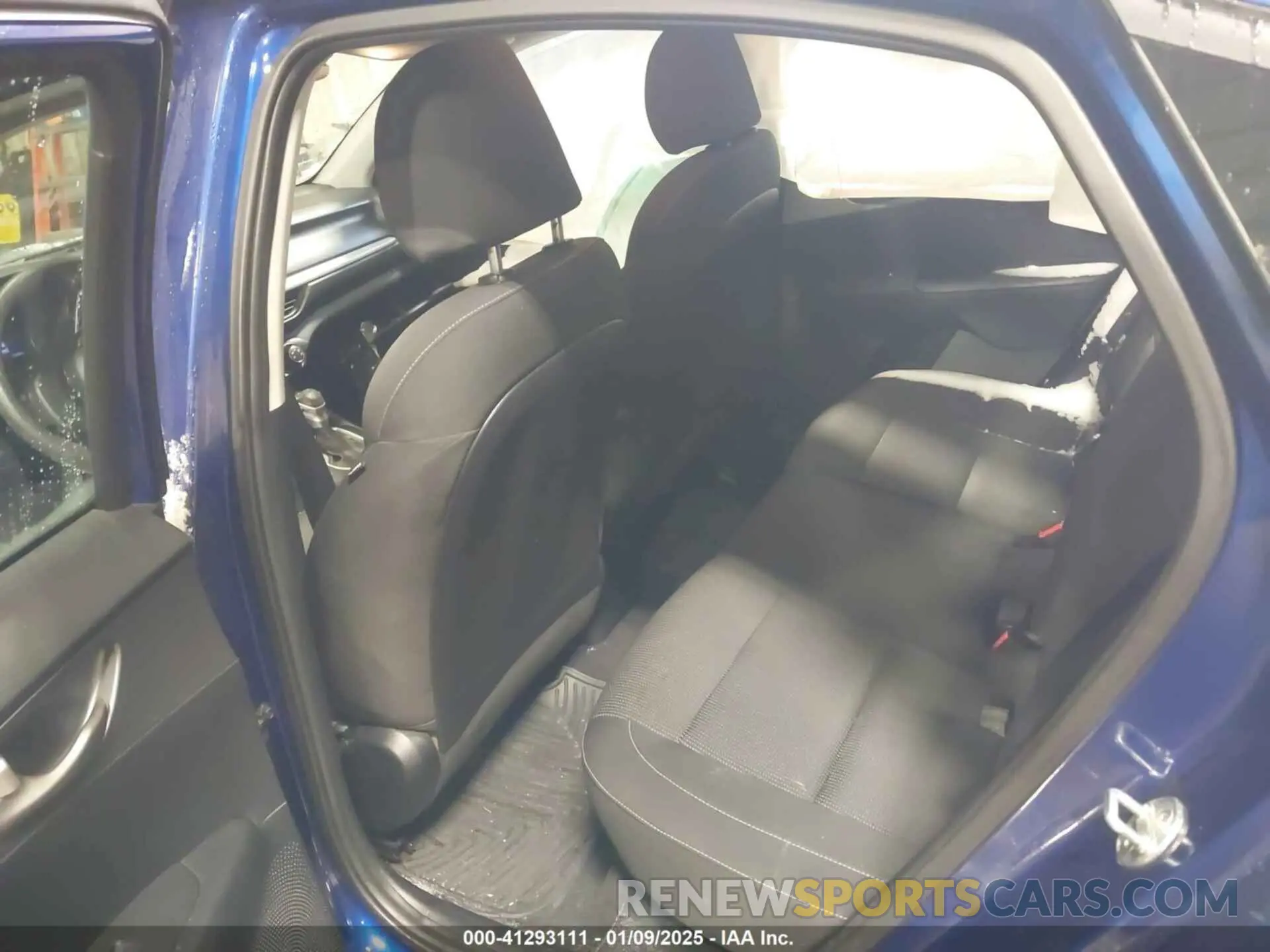 8 fotografías del automóvil dañado 3KPF24AD1LE162793 KIA FORTE 2020