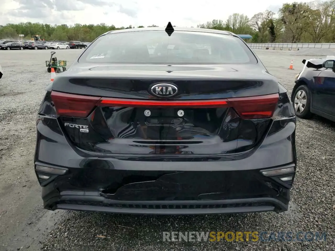 6 fotografías del automóvil dañado 3KPF24AD1LE174815 KIA FORTE 2020
