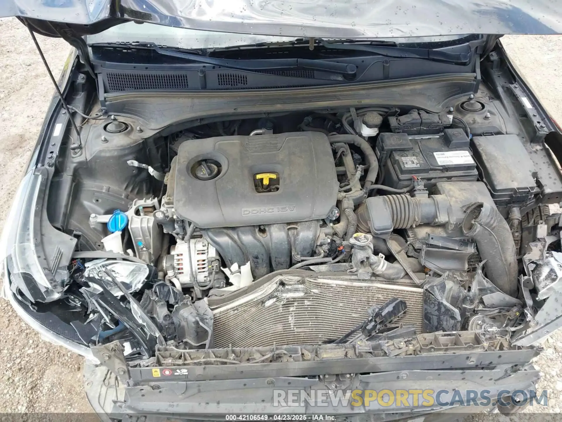 10 fotografías del automóvil dañado 3KPF24AD1LE257371 KIA FORTE 2020