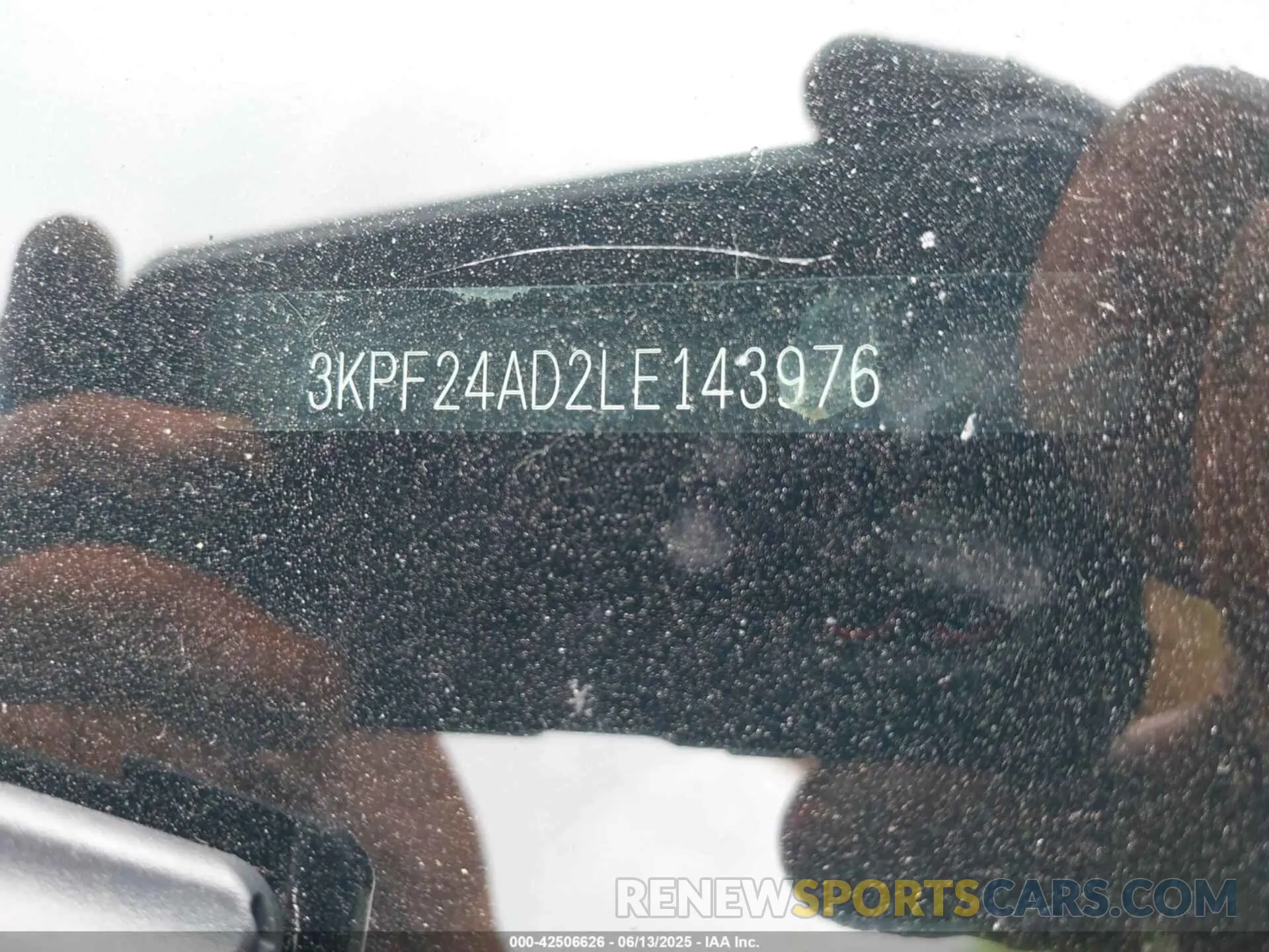 9 fotografías del automóvil dañado 3KPF24AD2LE143976 KIA FORTE 2020