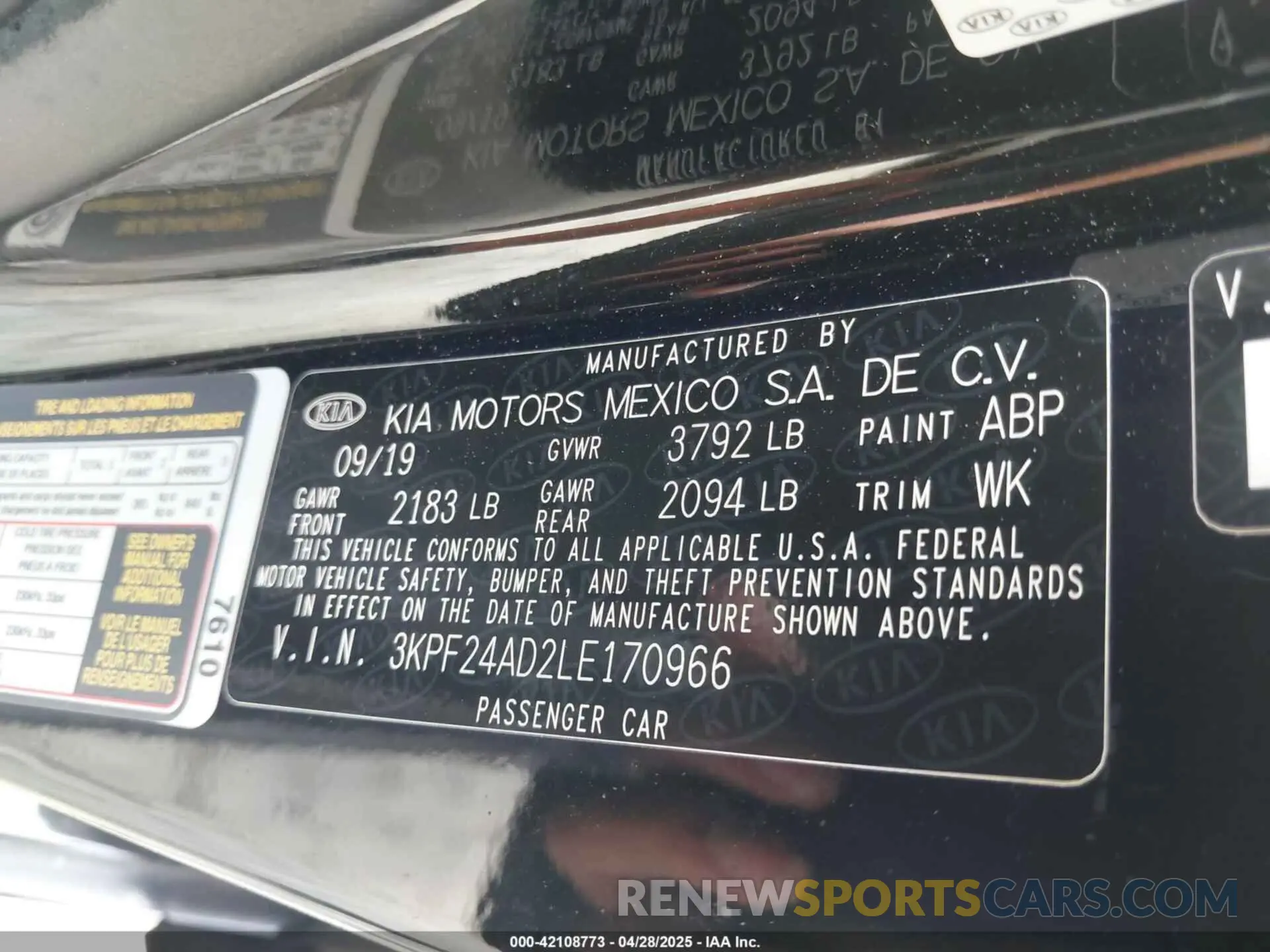 9 fotografías del automóvil dañado 3KPF24AD2LE170966 KIA FORTE 2020
