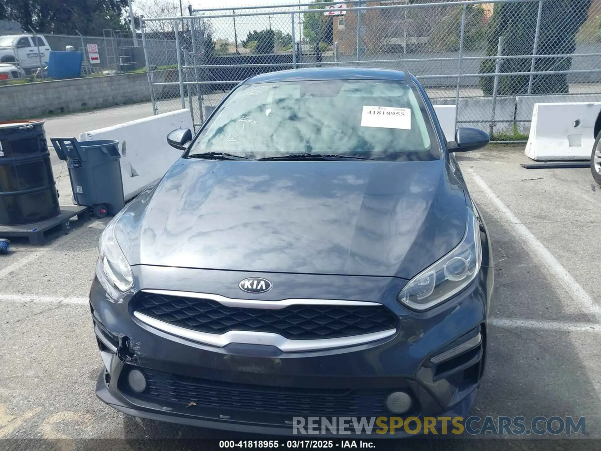 12 fotografías del automóvil dañado 3KPF24AD2LE191462 KIA FORTE 2020