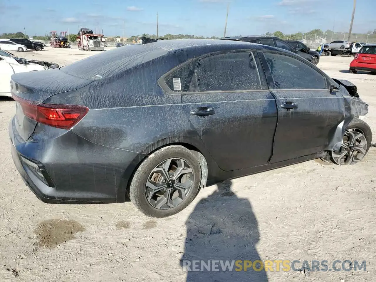 3 fotografías del automóvil dañado 3KPF24AD2LE244841 KIA FORTE 2020