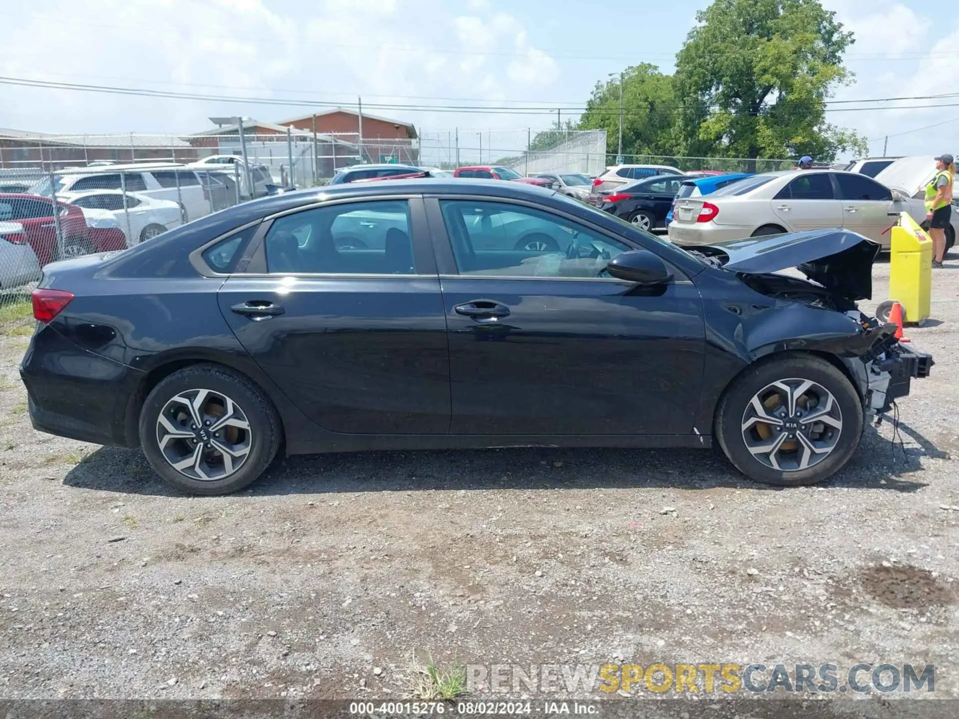 13 fotografías del automóvil dañado 3KPF24AD2LE247335 KIA FORTE 2020
