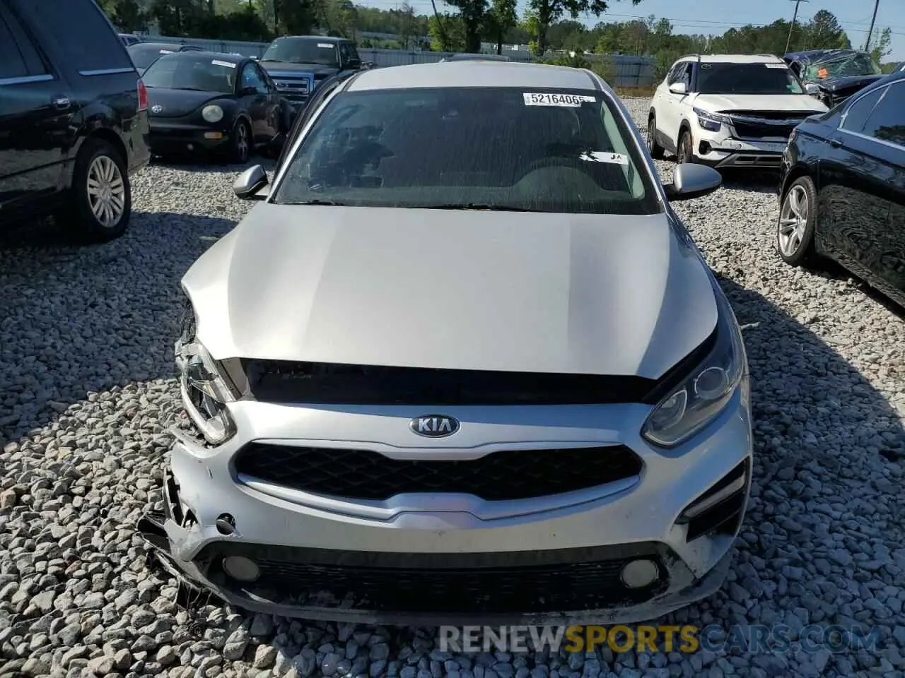 5 fotografías del automóvil dañado 3KPF24AD3LE147857 KIA FORTE 2020