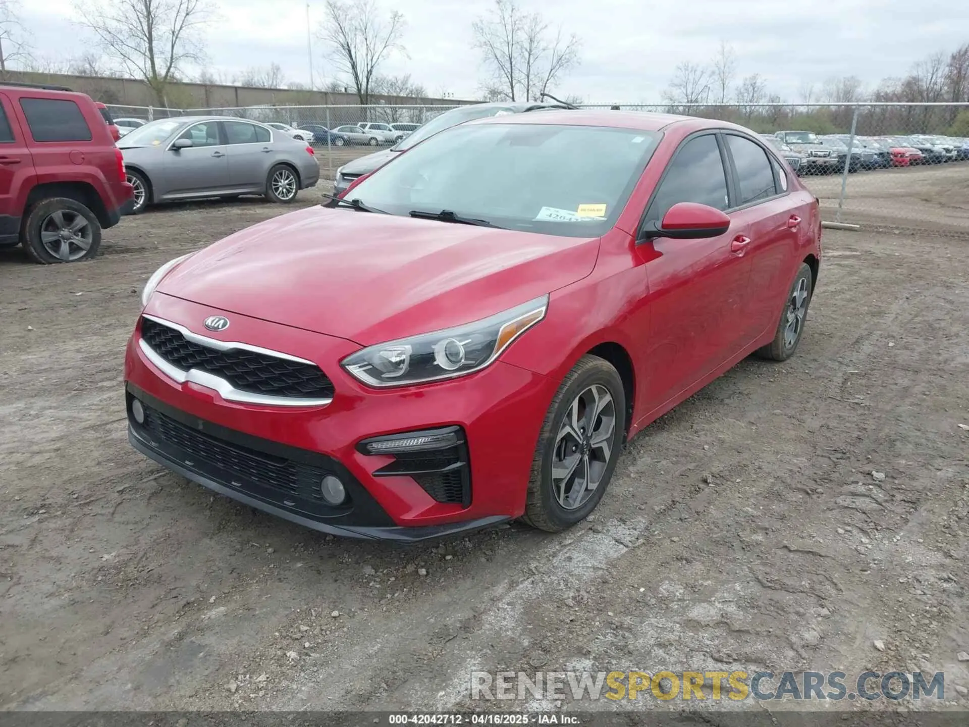 2 fotografías del automóvil dañado 3KPF24AD3LE166800 KIA FORTE 2020