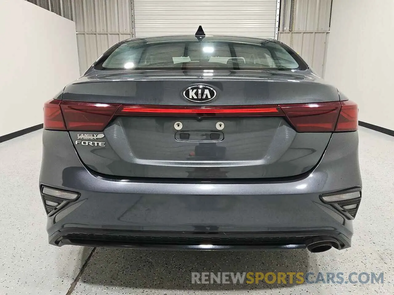 6 fotografías del automóvil dañado 3KPF24AD3LE192233 KIA FORTE 2020