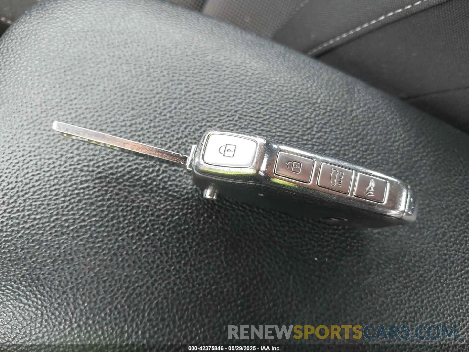 11 fotografías del automóvil dañado 3KPF24AD3LE194807 KIA FORTE 2020
