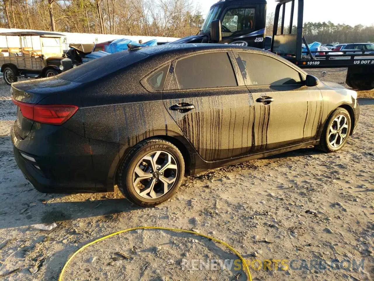 3 fotografías del automóvil dañado 3KPF24AD3LE205515 KIA FORTE 2020