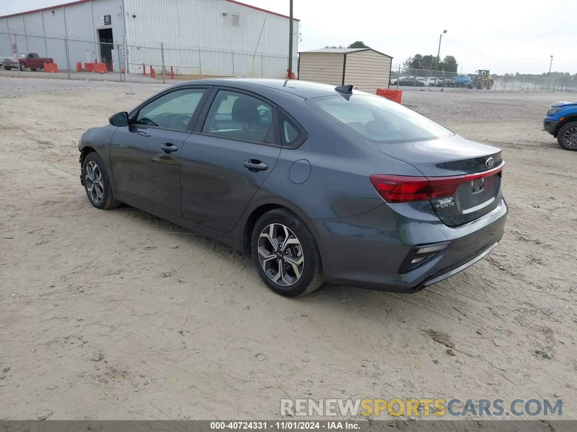 3 fotografías del automóvil dañado 3KPF24AD3LE246369 KIA FORTE 2020