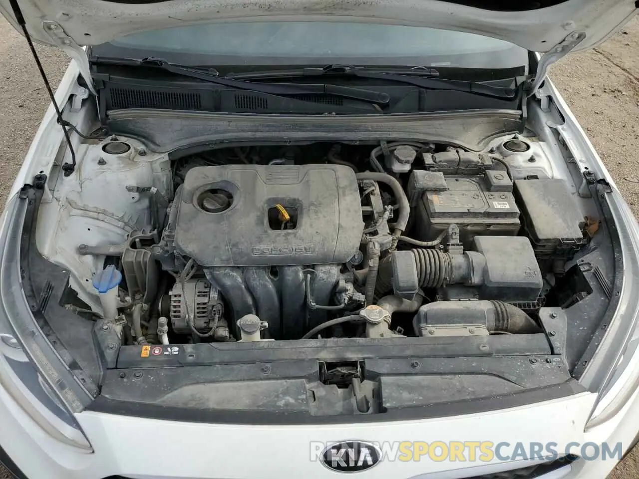11 fotografías del automóvil dañado 3KPF24AD3LE261633 KIA FORTE 2020