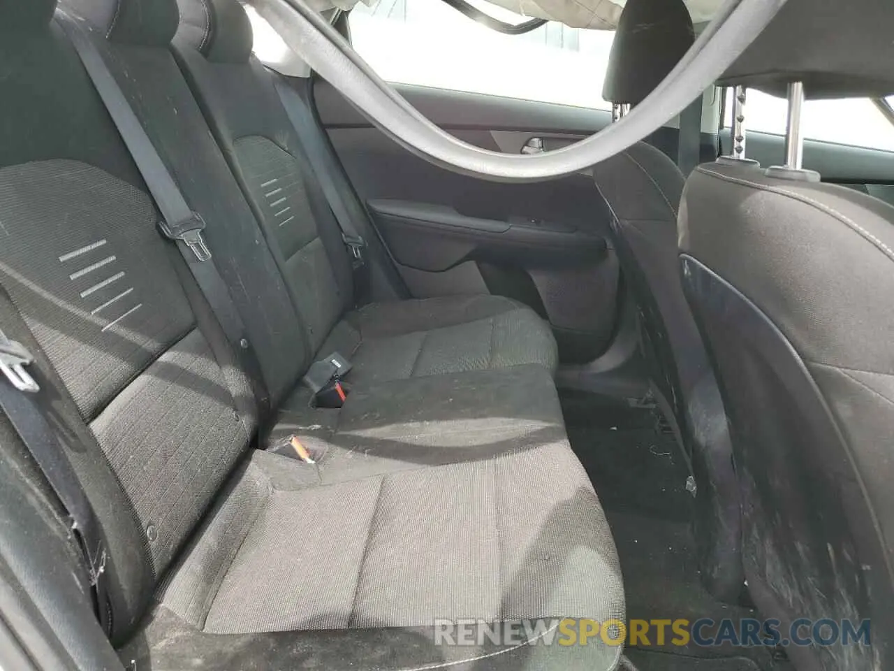 10 fotografías del automóvil dañado 3KPF24AD4LE162996 KIA FORTE 2020