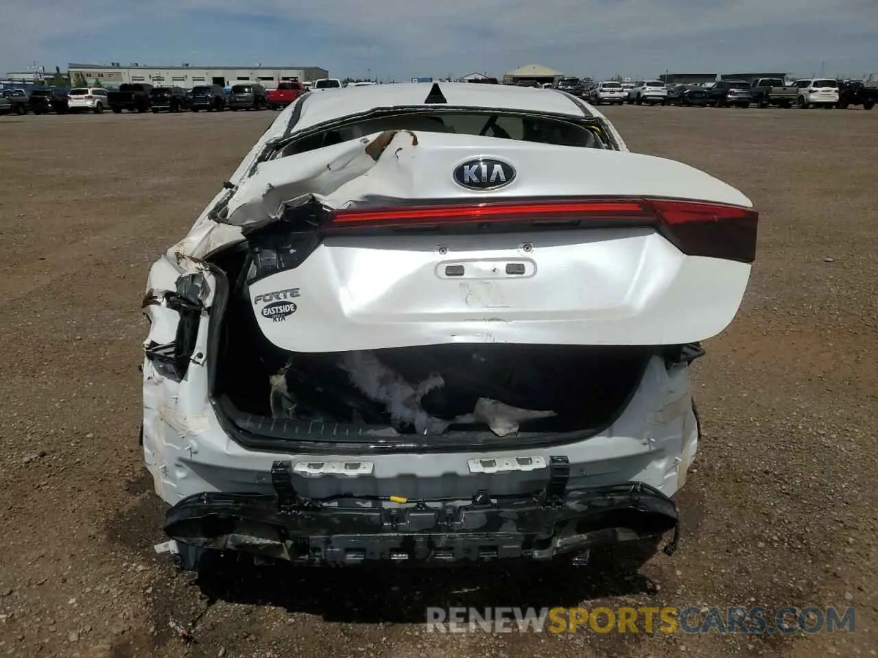 6 fotografías del automóvil dañado 3KPF24AD4LE162996 KIA FORTE 2020