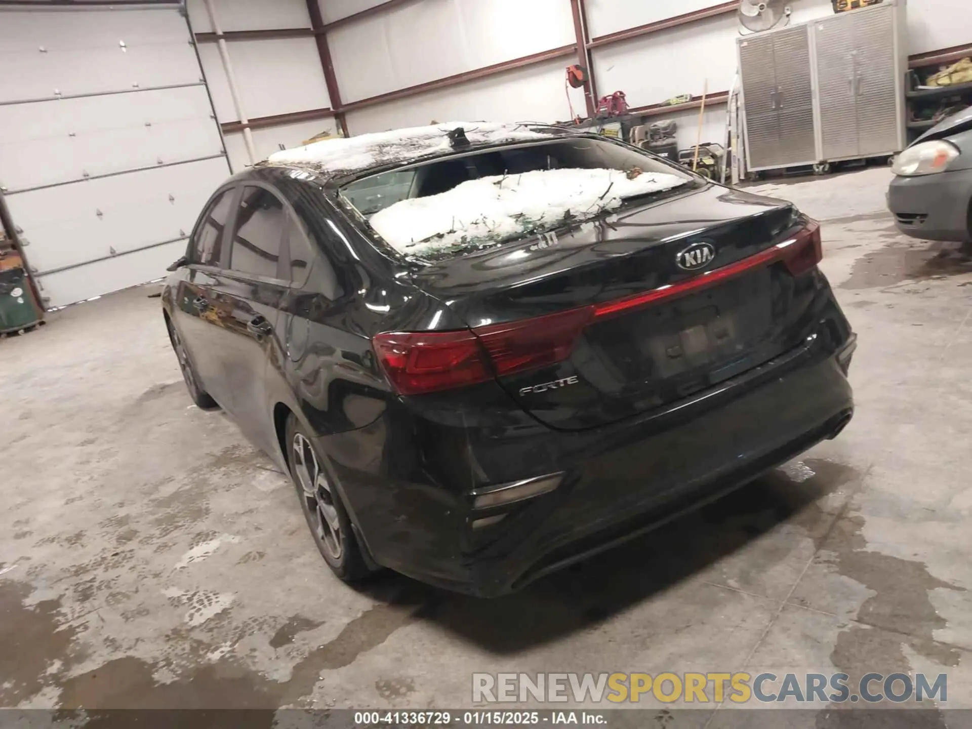 3 fotografías del automóvil dañado 3KPF24AD4LE171567 KIA FORTE 2020
