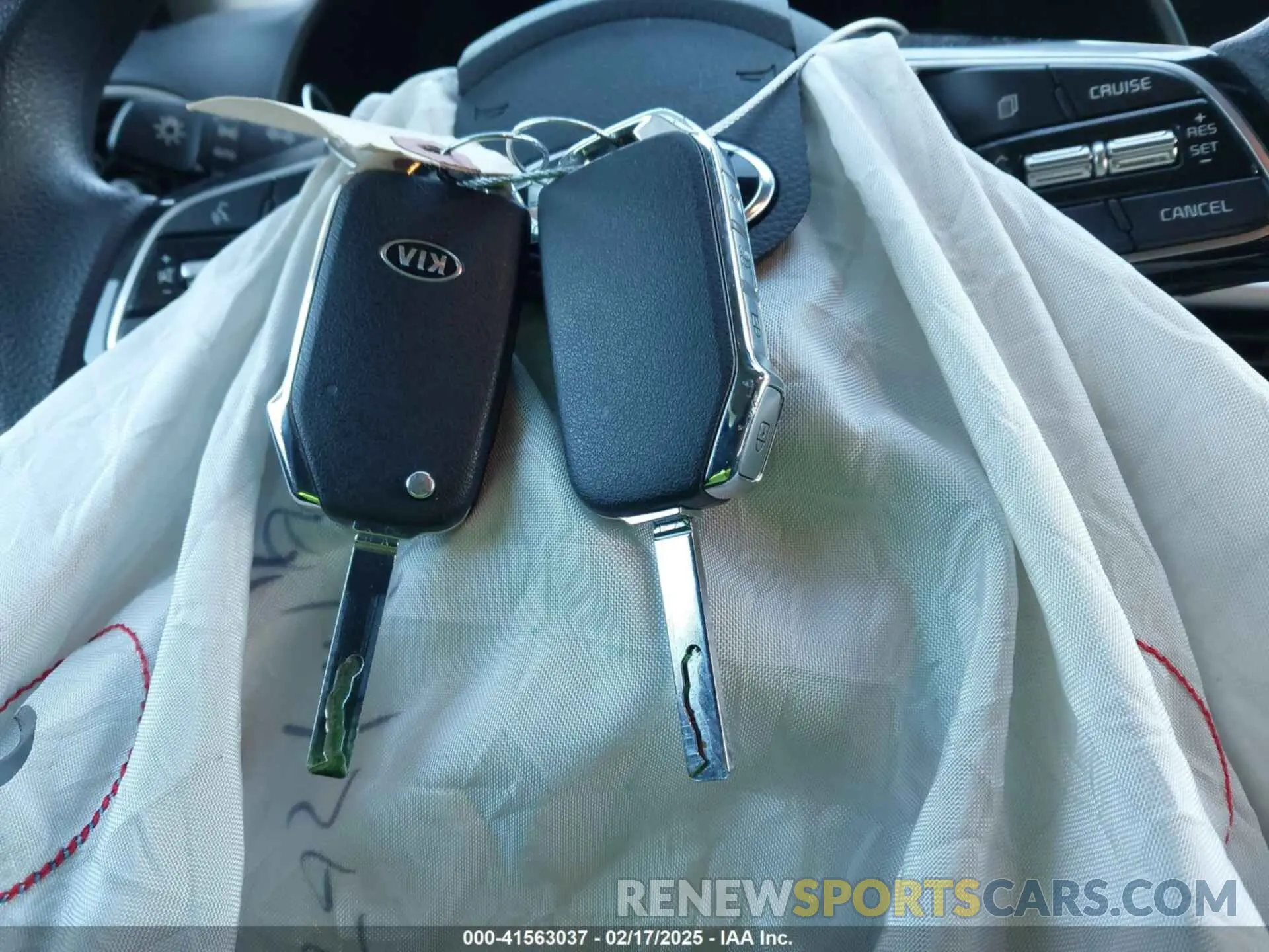 11 fotografías del automóvil dañado 3KPF24AD4LE174288 KIA FORTE 2020