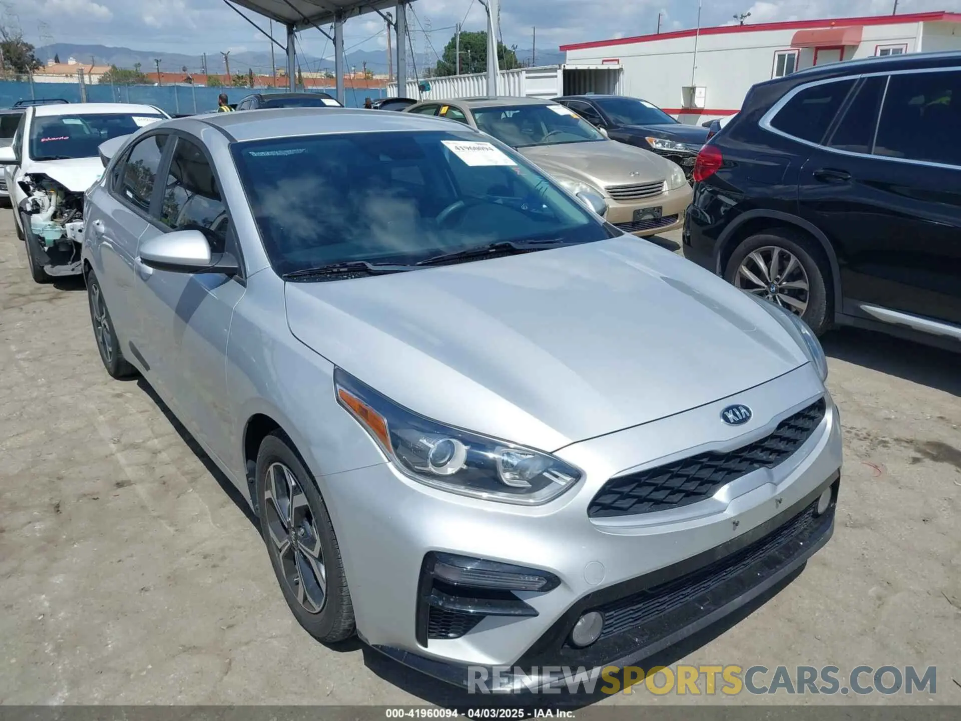 1 fotografías del automóvil dañado 3KPF24AD4LE183668 KIA FORTE 2020