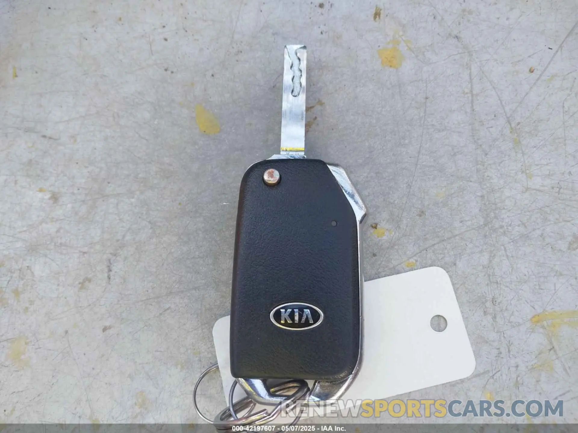 11 fotografías del automóvil dañado 3KPF24AD4LE194251 KIA FORTE 2020