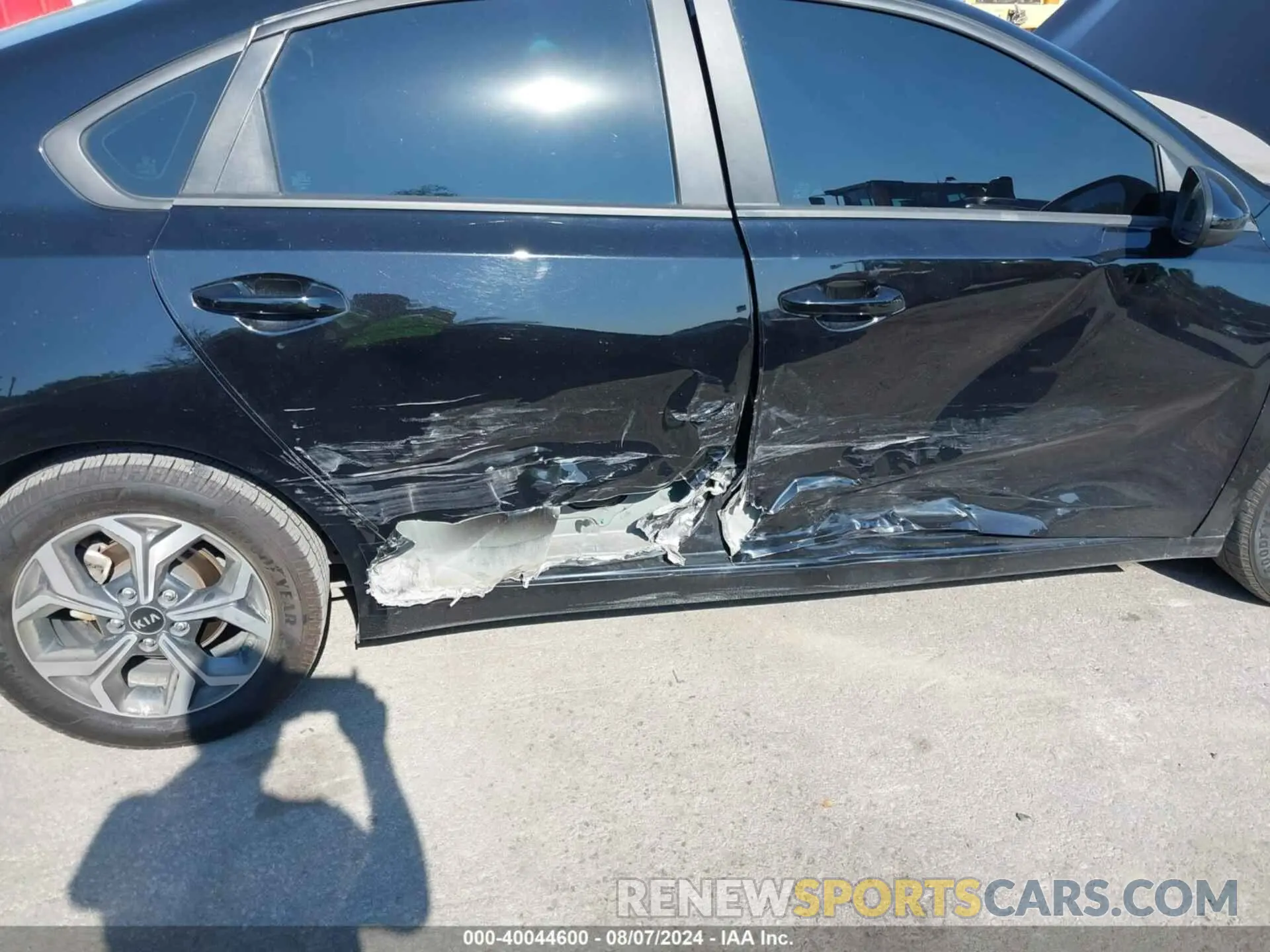 6 fotografías del automóvil dañado 3KPF24AD4LE212439 KIA FORTE 2020