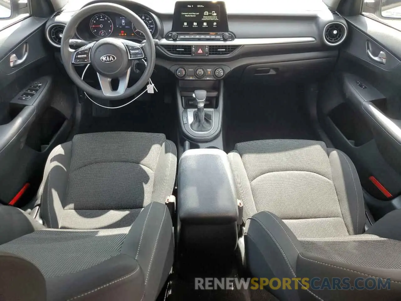 8 fotografías del automóvil dañado 3KPF24AD4LE221884 KIA FORTE 2020