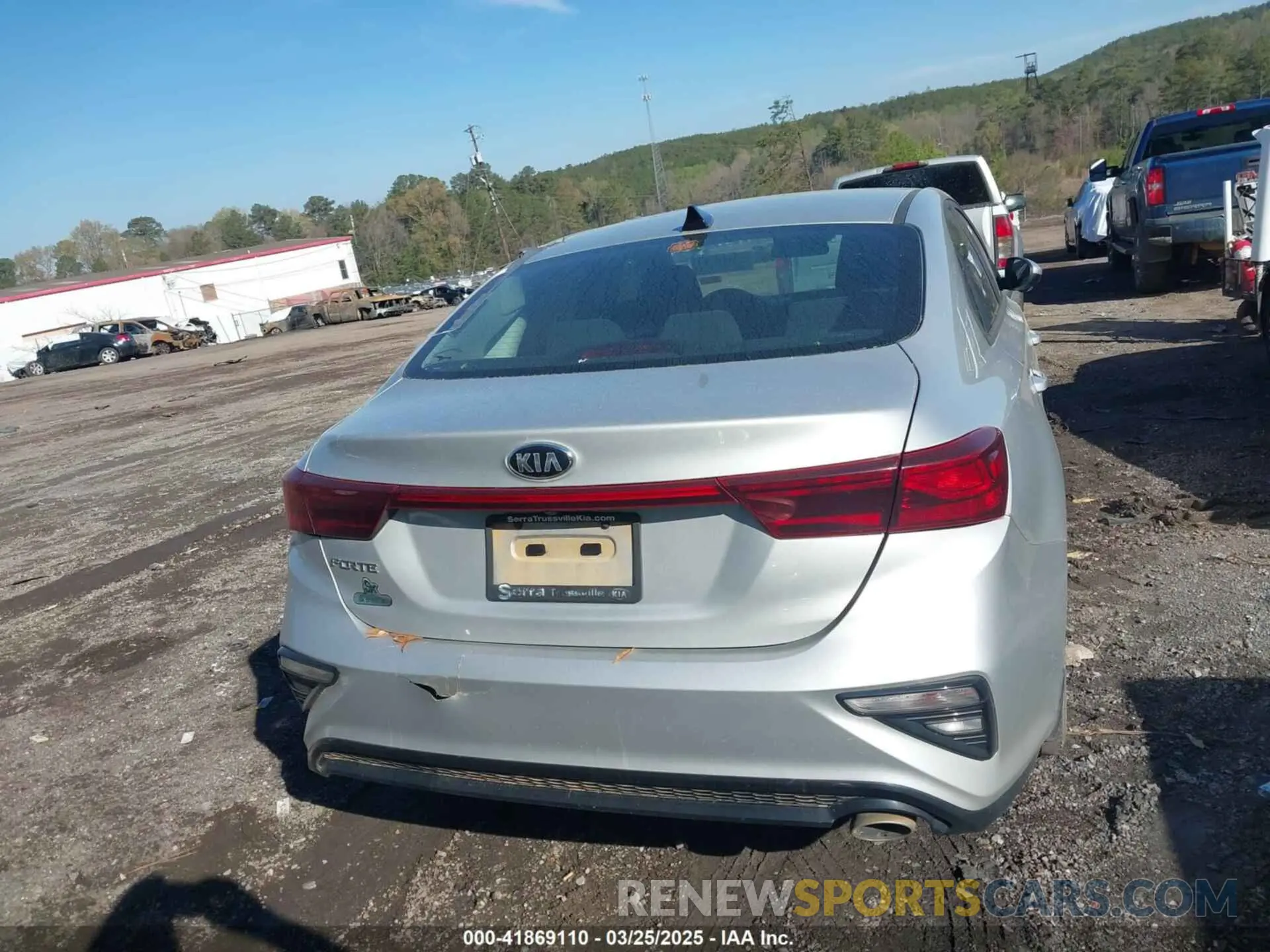 16 fotografías del automóvil dañado 3KPF24AD4LE241083 KIA FORTE 2020
