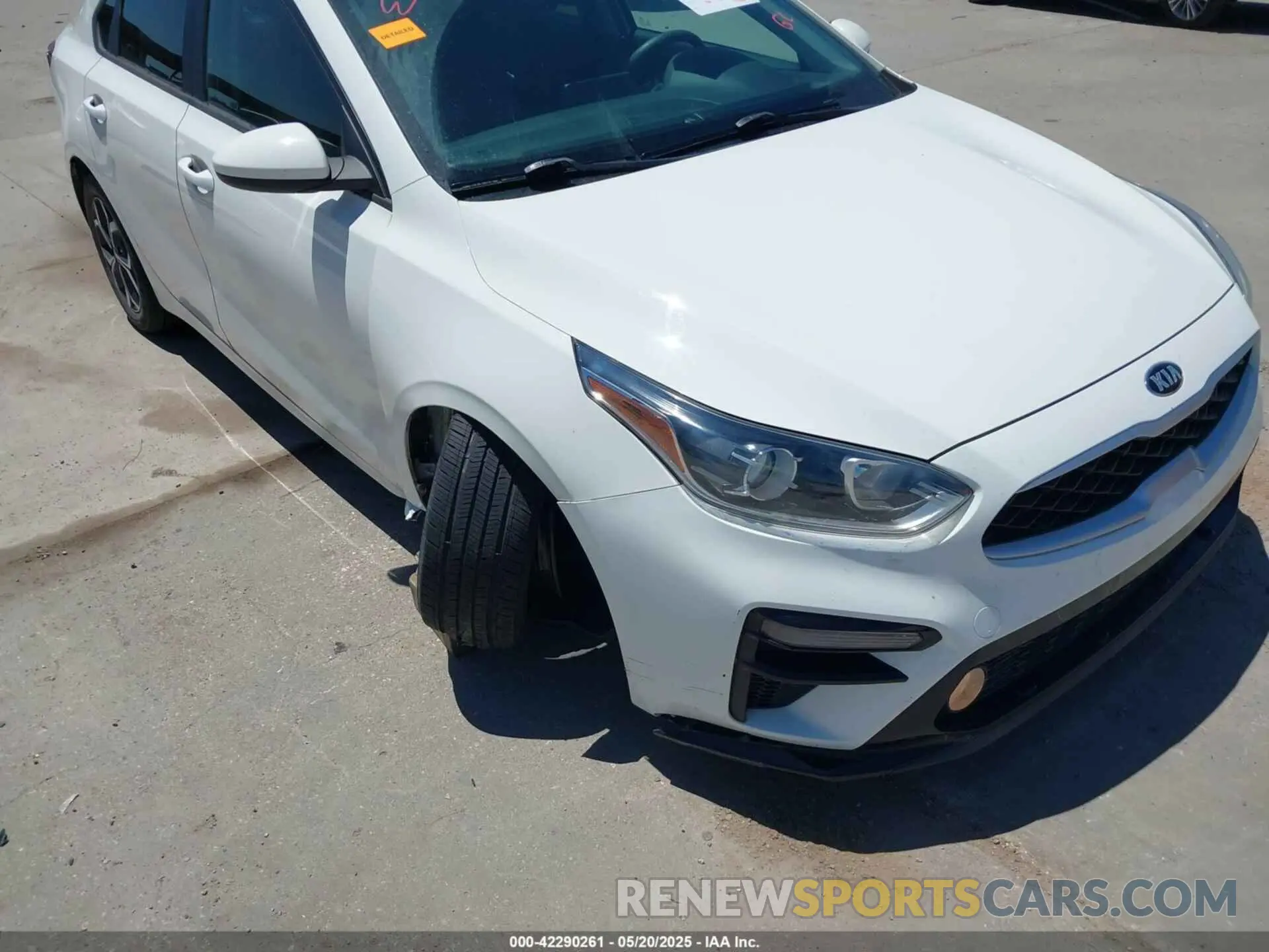 6 fotografías del automóvil dañado 3KPF24AD4LE248213 KIA FORTE 2020