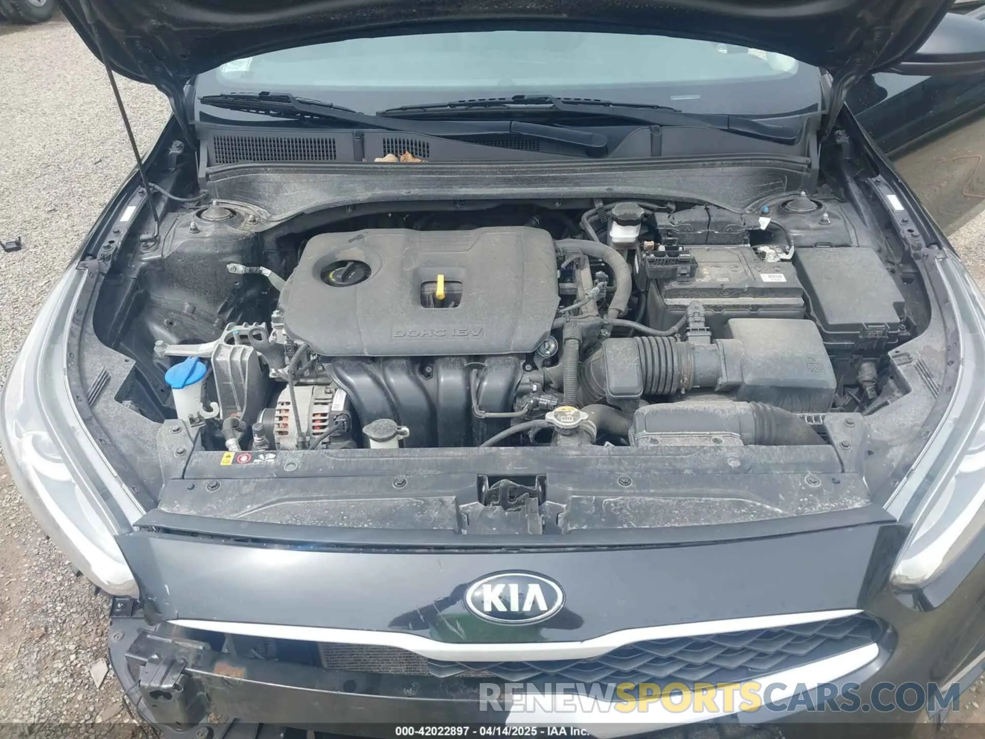10 fotografías del automóvil dañado 3KPF24AD5LE157001 KIA FORTE 2020