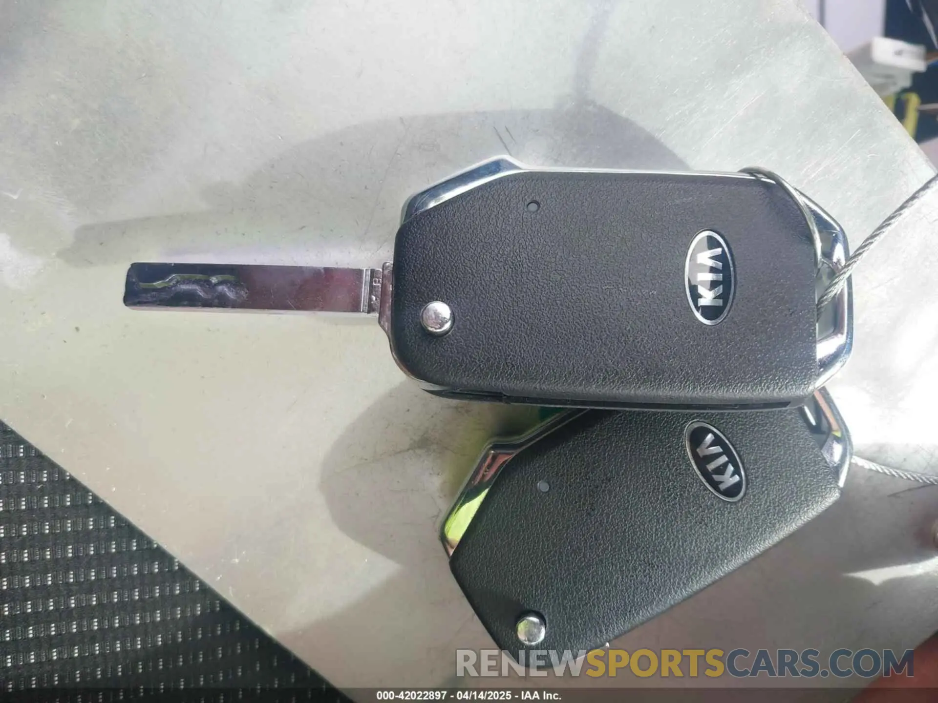 11 fotografías del automóvil dañado 3KPF24AD5LE157001 KIA FORTE 2020