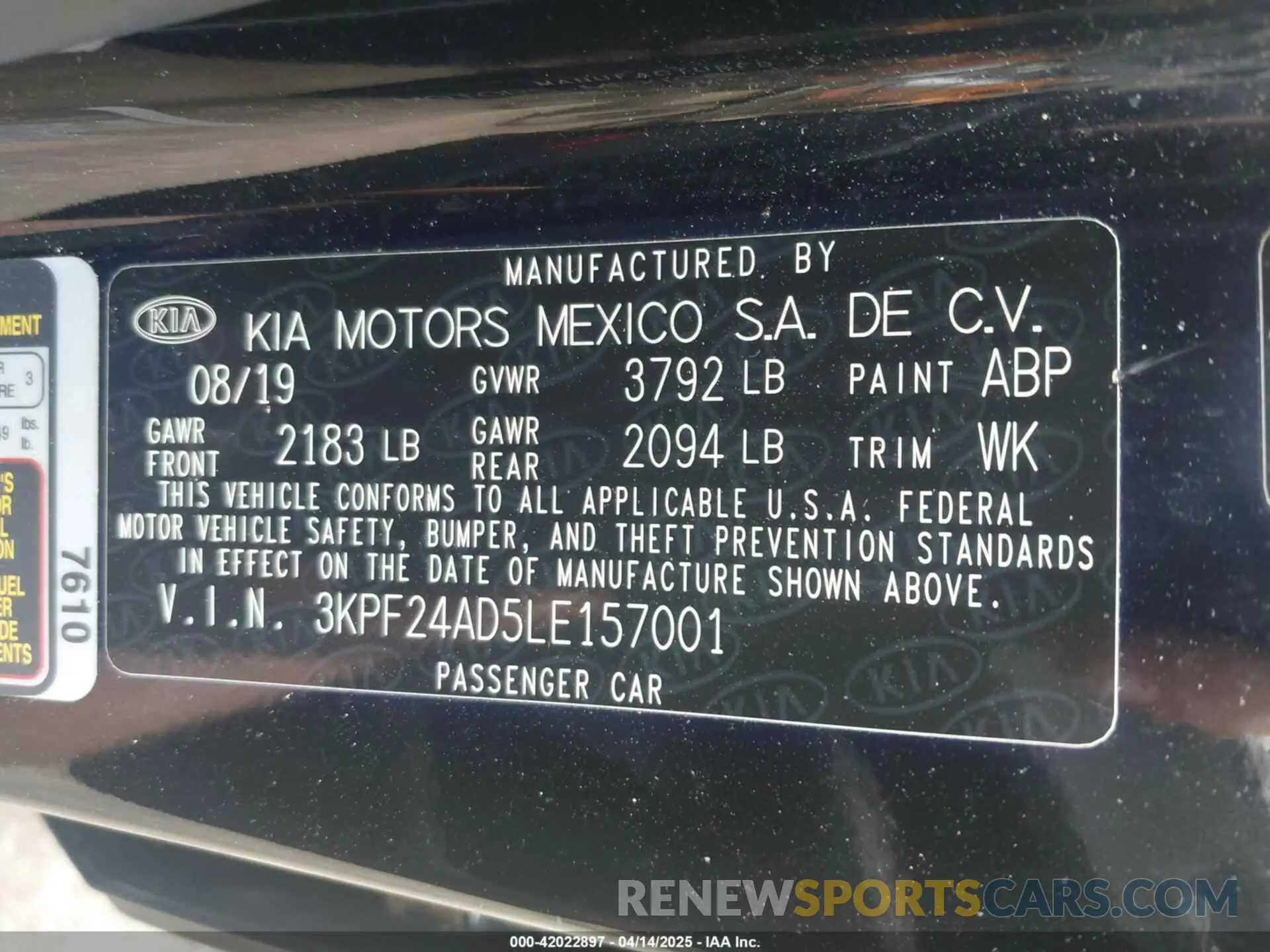 9 fotografías del automóvil dañado 3KPF24AD5LE157001 KIA FORTE 2020