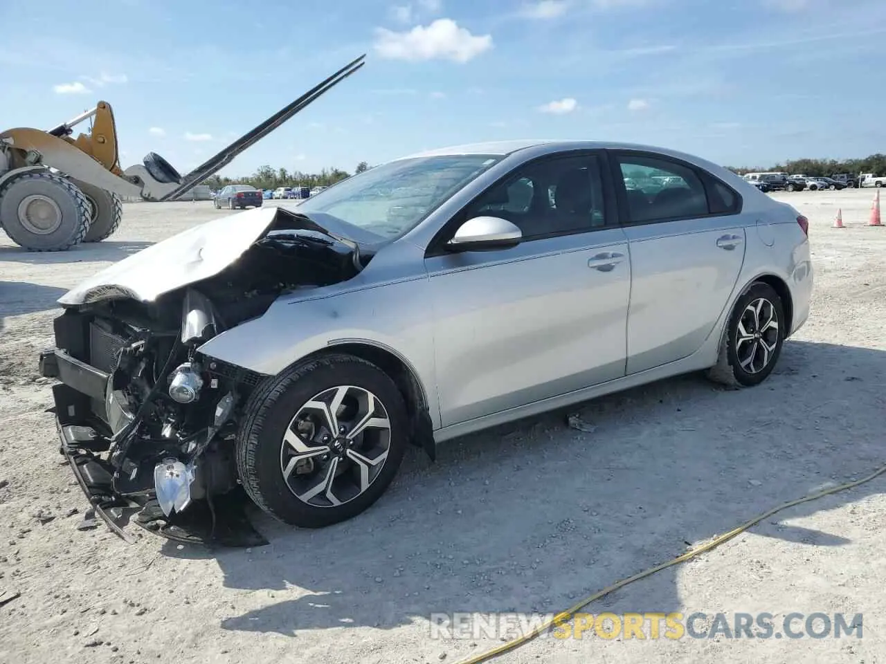 1 fotografías del automóvil dañado 3KPF24AD5LE186126 KIA FORTE 2020