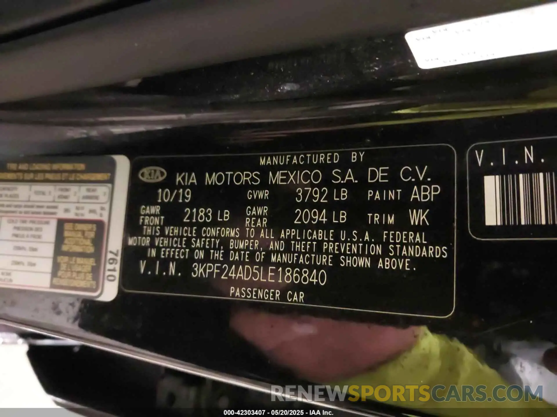 9 fotografías del automóvil dañado 3KPF24AD5LE186840 KIA FORTE 2020
