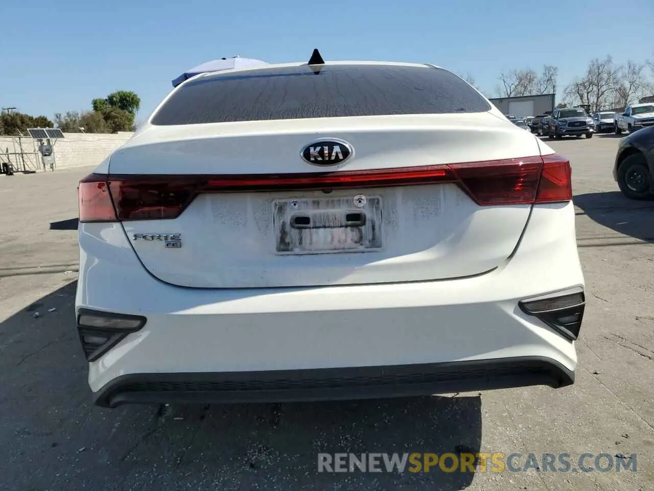 6 fotografías del automóvil dañado 3KPF24AD5LE223269 KIA FORTE 2020
