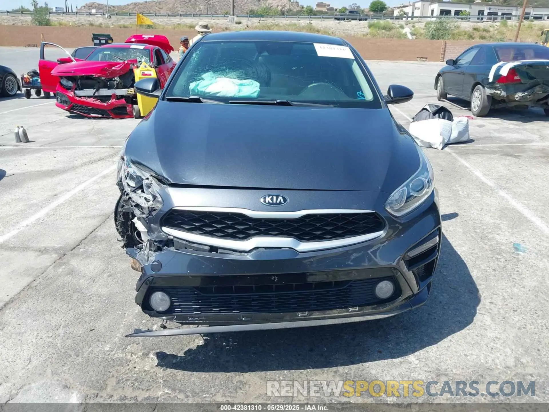 11 fotografías del automóvil dañado 3KPF24AD5LE223787 KIA FORTE 2020