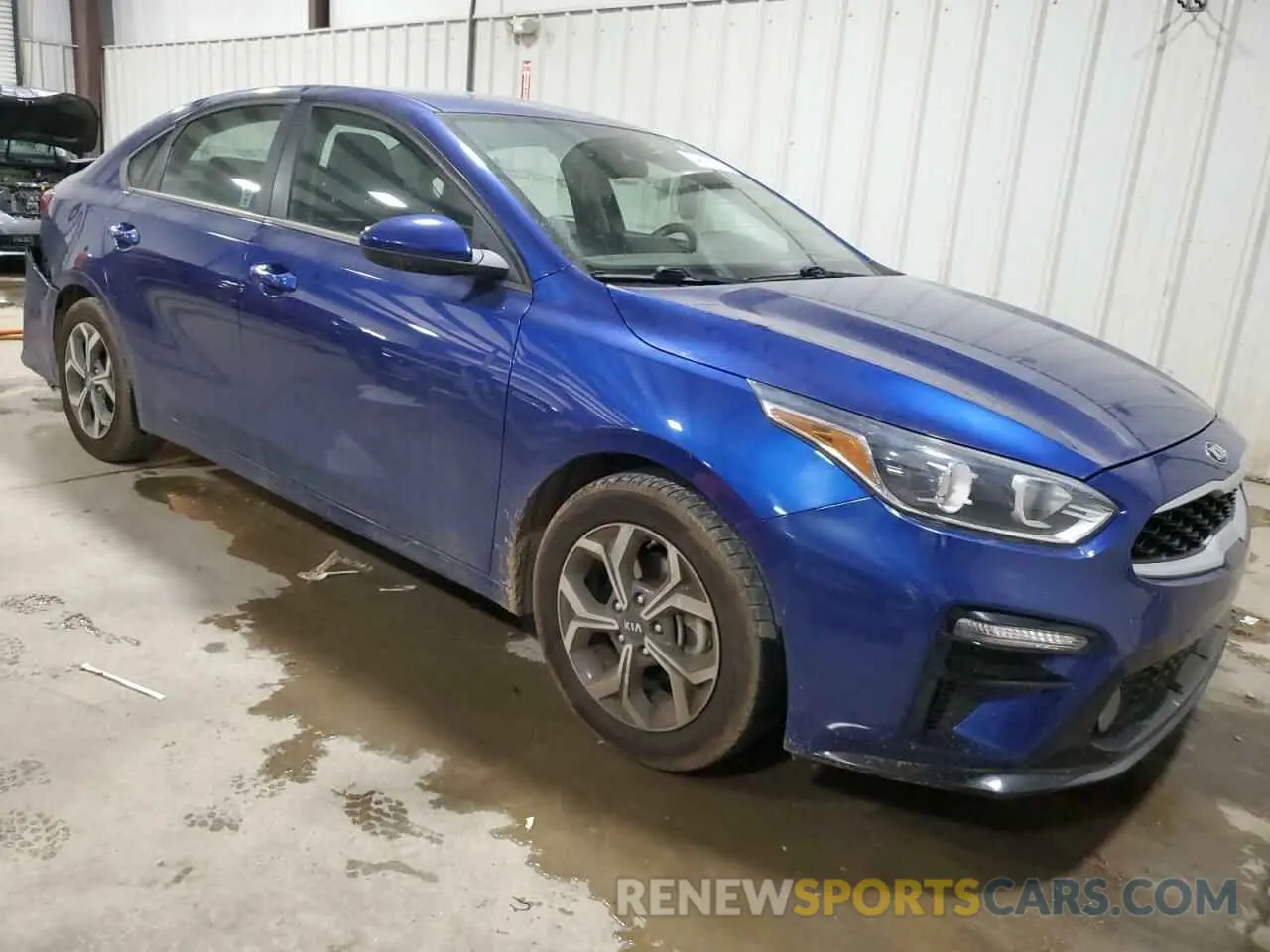 4 fotografías del automóvil dañado 3KPF24AD5LE236507 KIA FORTE 2020