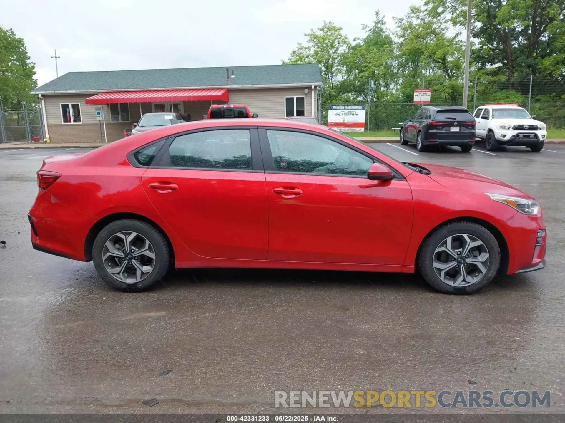 14 fotografías del automóvil dañado 3KPF24AD5LE255316 KIA FORTE 2020