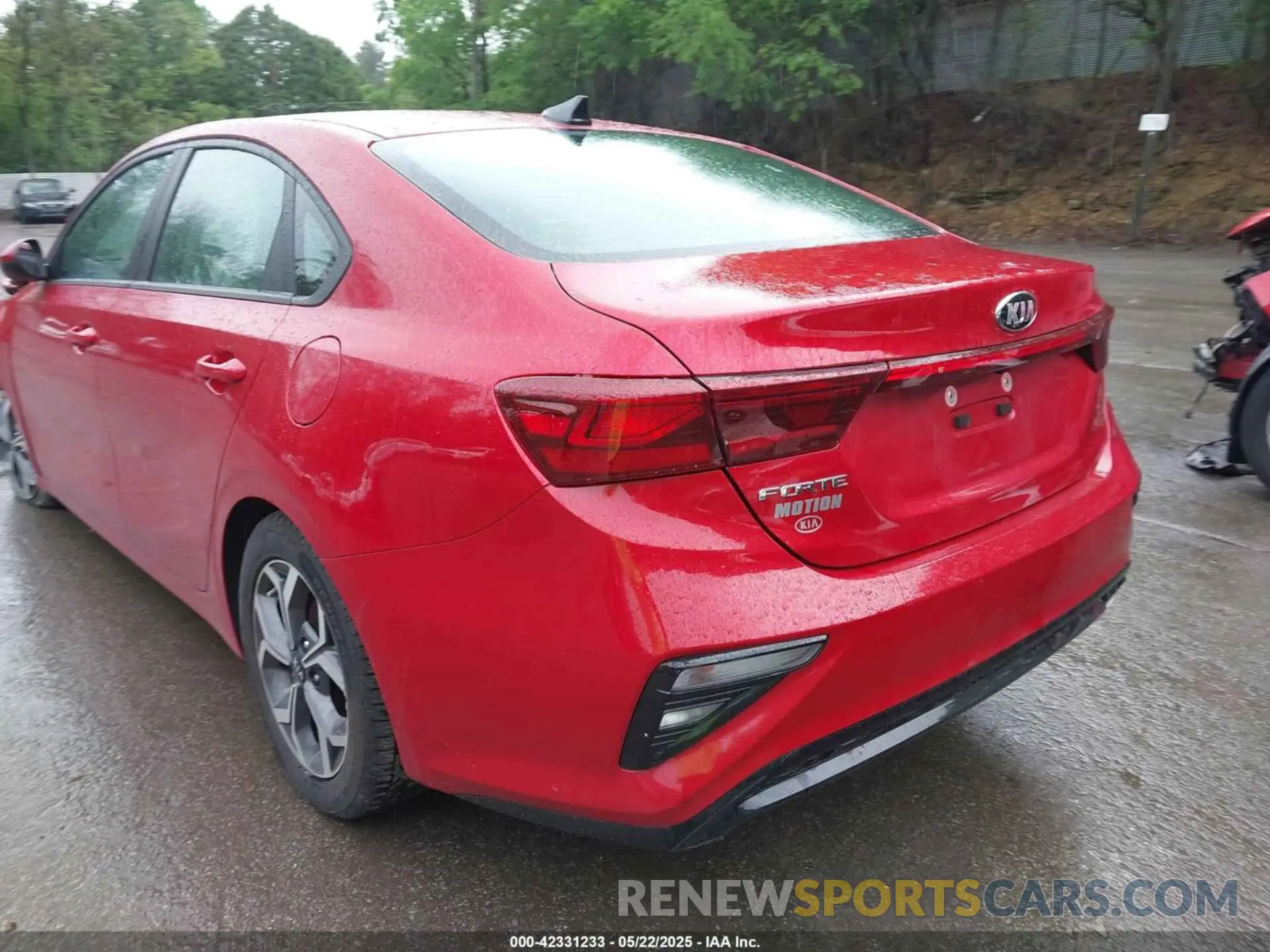19 fotografías del automóvil dañado 3KPF24AD5LE255316 KIA FORTE 2020