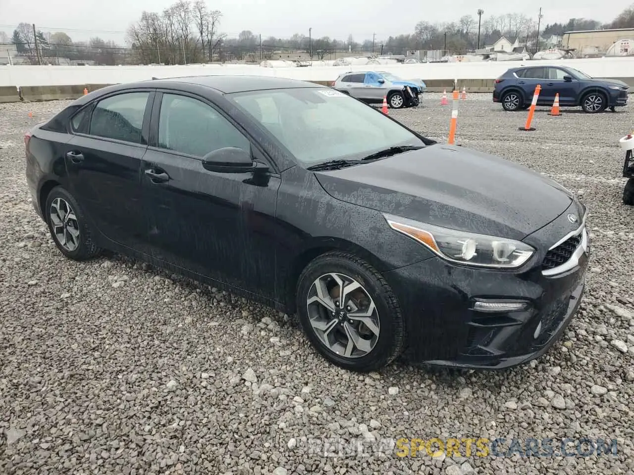 4 fotografías del automóvil dañado 3KPF24AD6LE147058 KIA FORTE 2020
