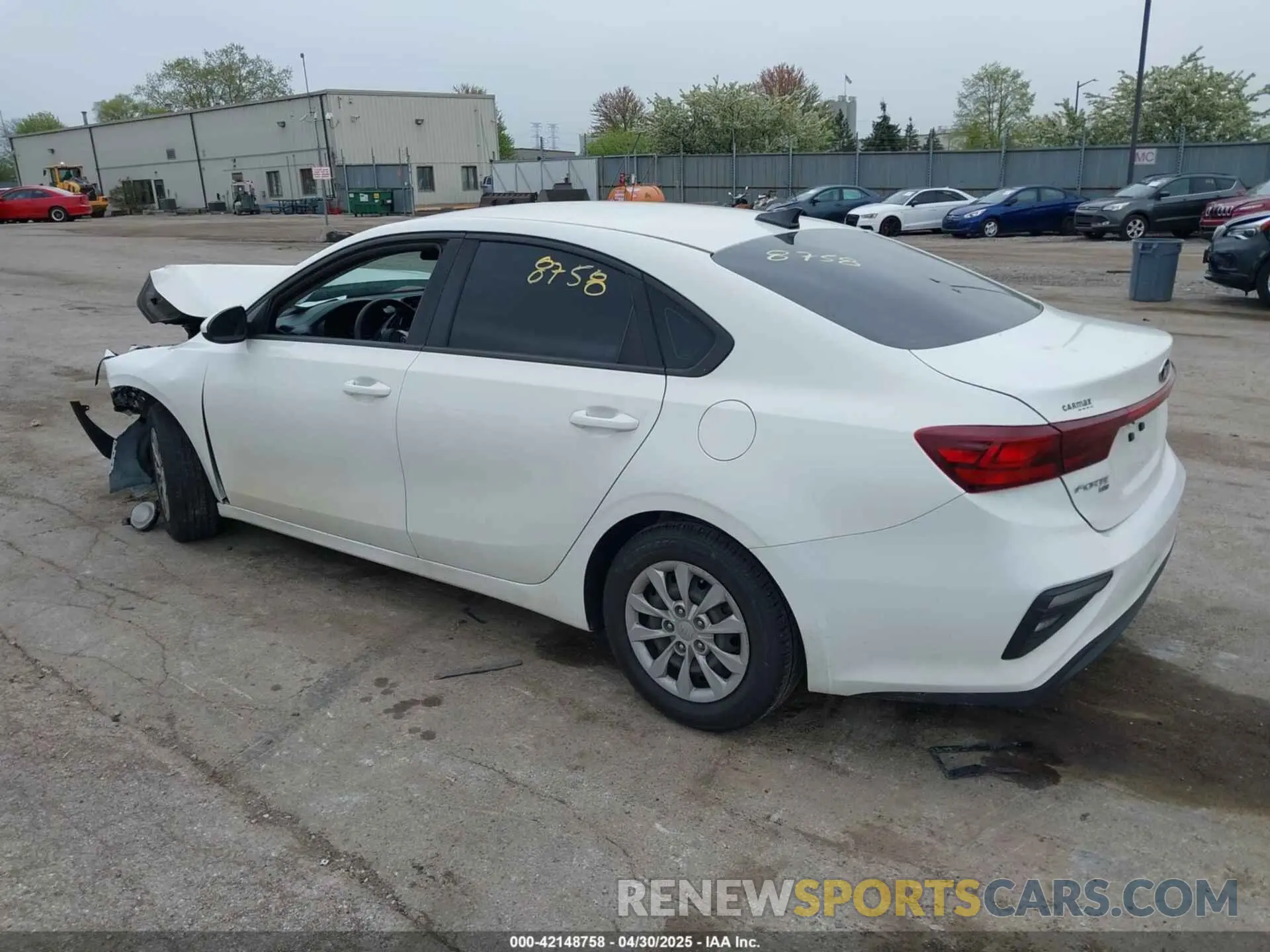 3 fotografías del automóvil dañado 3KPF24AD6LE173160 KIA FORTE 2020