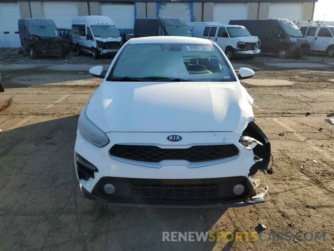 5 fotografías del automóvil dañado 3KPF24AD6LE186569 KIA FORTE 2020