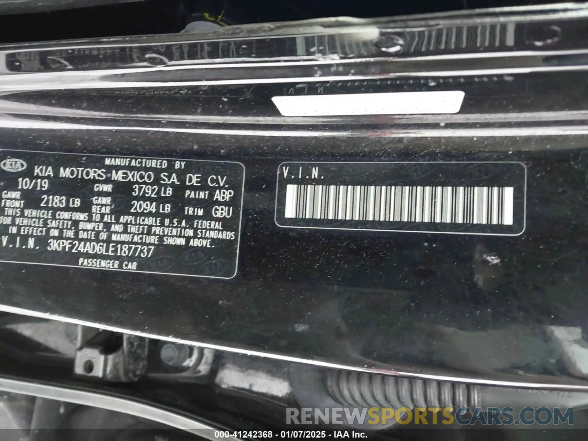 9 fotografías del automóvil dañado 3KPF24AD6LE187737 KIA FORTE 2020