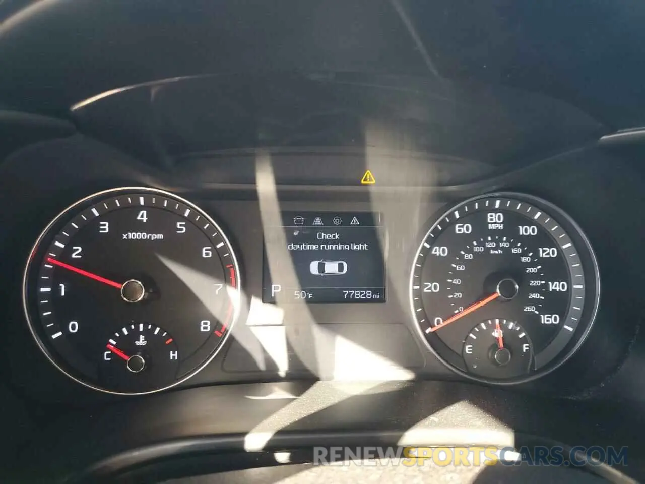 9 fotografías del automóvil dañado 3KPF24AD6LE208196 KIA FORTE 2020