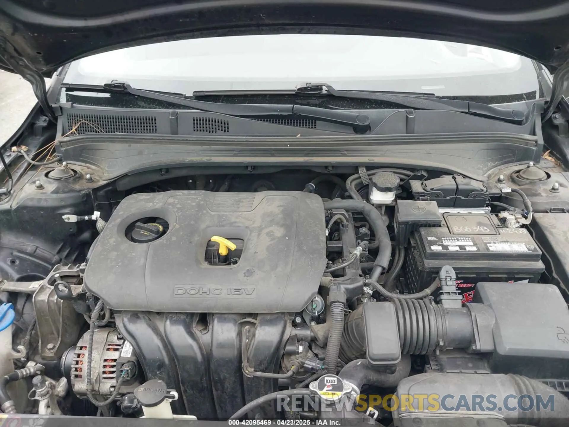 10 fotografías del automóvil dañado 3KPF24AD6LE216976 KIA FORTE 2020