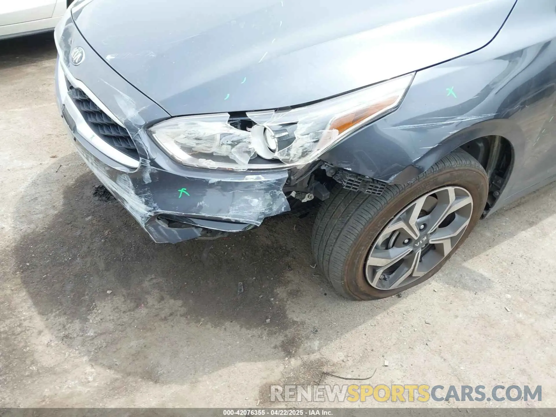 6 fotografías del automóvil dañado 3KPF24AD6LE231168 KIA FORTE 2020