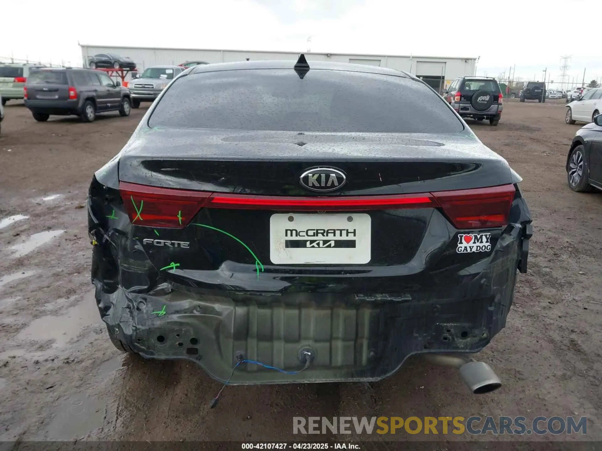 17 fotografías del automóvil dañado 3KPF24AD6LE232630 KIA FORTE 2020