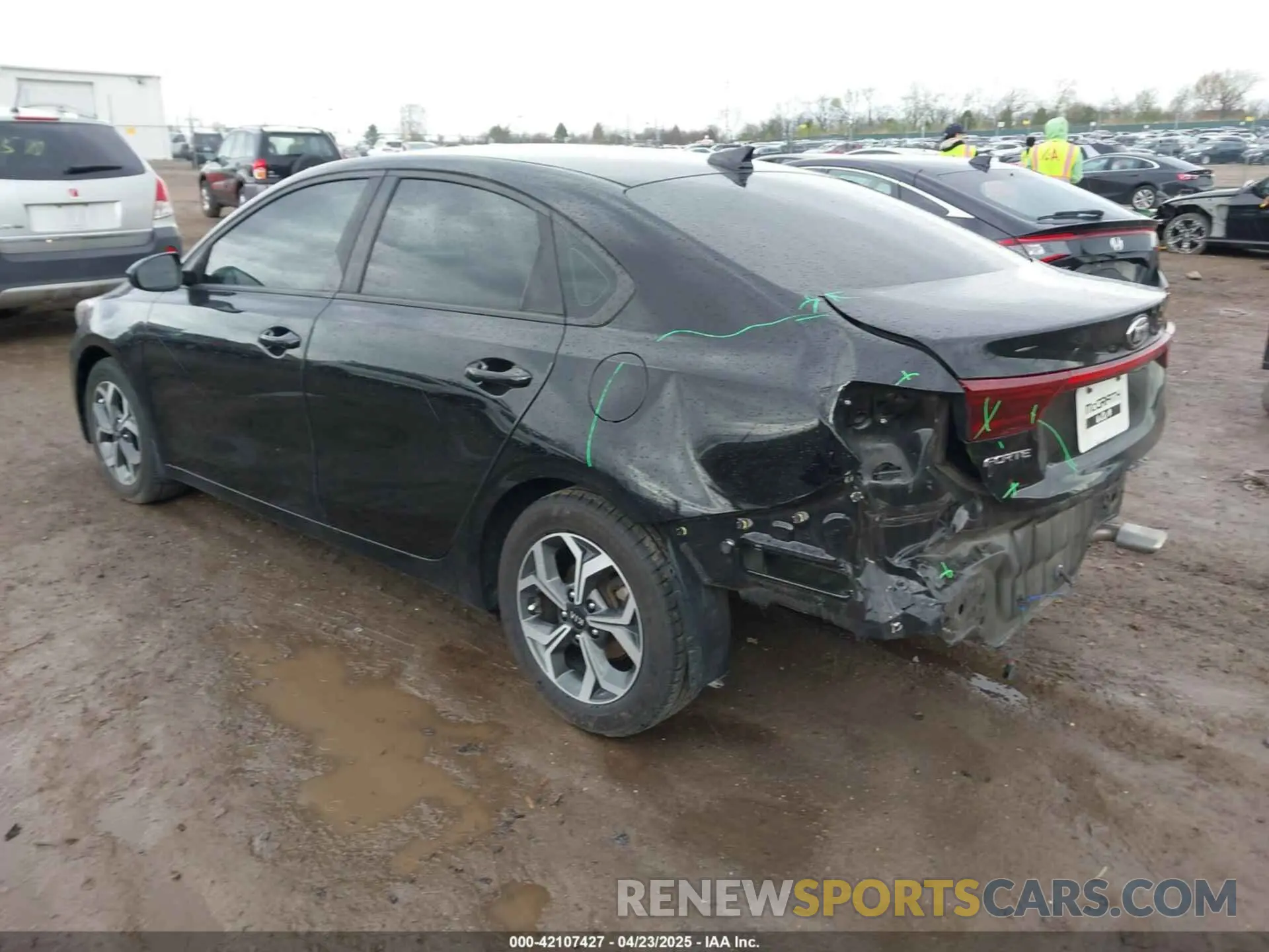 3 fotografías del automóvil dañado 3KPF24AD6LE232630 KIA FORTE 2020
